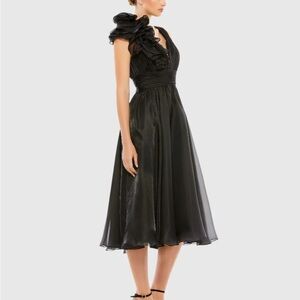 Mac Duggal Elegant Black Evening Dress Styke 70165